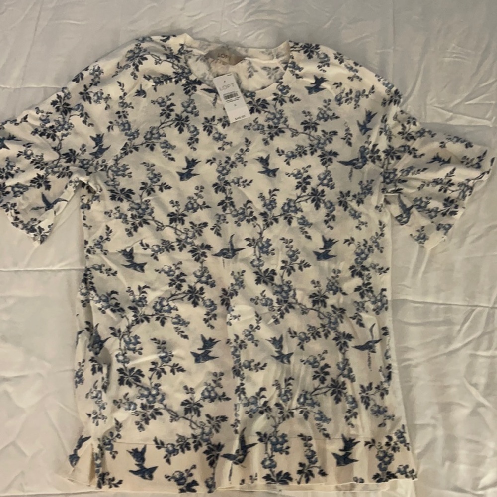 Cream with blue print lightweight sweater